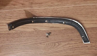 Farol lateral de passageiros 92-96 Buick Roadmaster Sedan acabamento cromado - Imagem 1 de 4