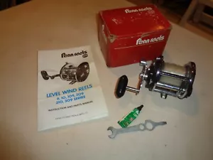 Penn 210 Angeln Levelwind Rolle mit Originalkarton, Katalog, Fett & Schraubenschlüssel - Bild 1 von 14