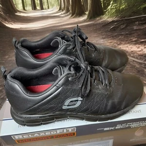 Skechers Womens Relaxed Fit Work Shoes. UK Size 7 - Picture 1 of 6