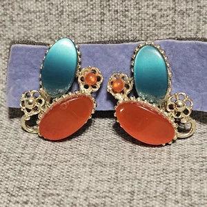 Vintage Signed Pakula Clip On Earrings Jewelry Turquoise Peach - Picture 1 of 7