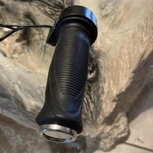 electric bike twist throttle - Picture 1 of 3