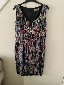 Kew 100% Silk sleeveless lined patterned dress. Size 12. Very good condition - Picture 1 of 6