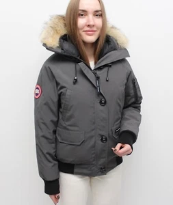 Women's CANADA GOOSE Chilliwack Bomber Heritage Down Puffer Jacket RARE Size M - Picture 1 of 14