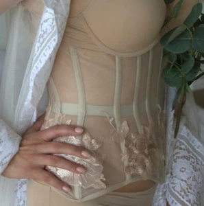 Lace Corset Mesh Underbust Lingerie Steel Boned Beige Size L 35" - Picture 1 of 9