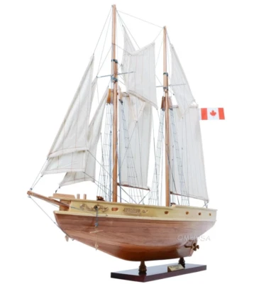Schooner Bluenose II Wooden Ship Model 29.5" Sailboat Fully Built & Rigged Masts - Image 1 of 4