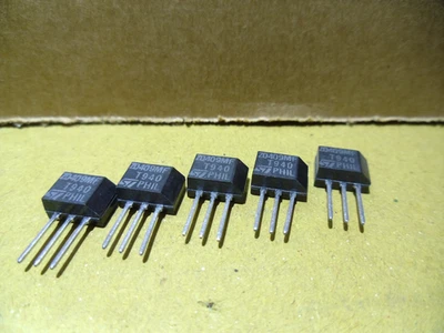 5 x T0409MF Triac 600V 4A 10mA - Bild 1 von 4