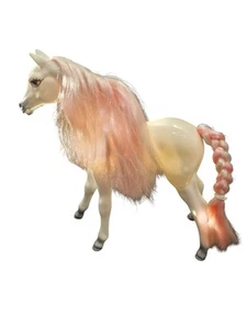 Barbie Vintage Spielzeug Pferd mit rosa Mähne und Schweif - Bild 1 von 2