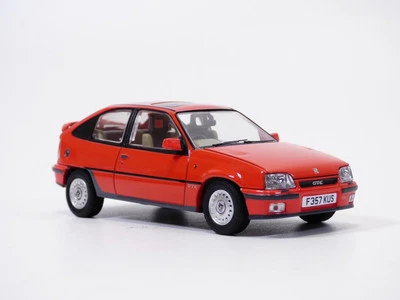VAUXHALL ASTRA GTE 16V / OPEL KADETT GSi rouge Carmin 1/43 RHD - Photo 1/4