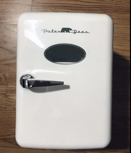 2022 POLAR BEAR MINI COOLER FRIDGE RETRO EDITION WHITE TZUMI 18538 (NO BOX) - Picture 1 of 12