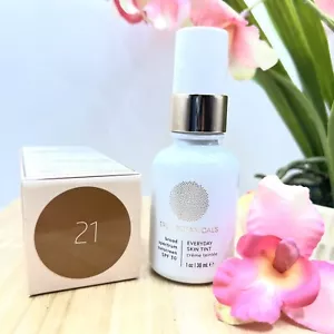 True Botanicals Everyday Skin Tint SPF 30 #21 Deep Neutral 30 mL / 1 oz - Picture 1 of 6