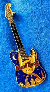 GUITARRA ST LOUIS GATEWAY ARCH CITY SKYLINE CRESCENT MOON BLUE PIN Hard Rock Café - Imagen 1 de 1