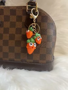 Carrot Bag Charm Keychain Keyring Gold Orange Purse Charm Fun New Gift - Picture 1 of 2