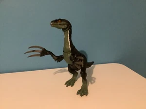 Jurassic World Therizinosaurus Dinosaur 9.5 in Action Figure - GWD65 - Picture 1 of 5