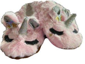 Claires Pink Unicorn Youth SM/MD Slippers, Soft Plush #RAIN - Picture 1 of 2