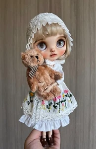 Blythe Doll Clothes -- Cute Embroidered Floral Patterned White Dress Set (OOAK) - Picture 1 of 24