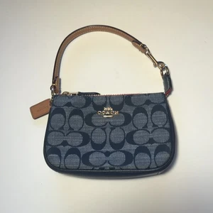 Coach Nolita C8665 Chambray blau Denim Kalbsleder Geldbörse Portemonnaie Lederakzent neu ohne Etikett - Bild 1 von 8
