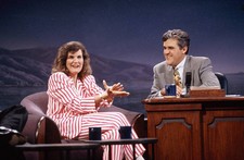Comedian Paula Poundstone during an interview with host Jay Le - 1992 TV Photo