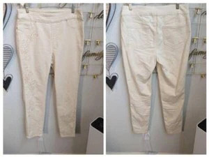 Chico's Embellished Ivory Pull on Jegging SZ 1 (8) - Picture 1 of 3