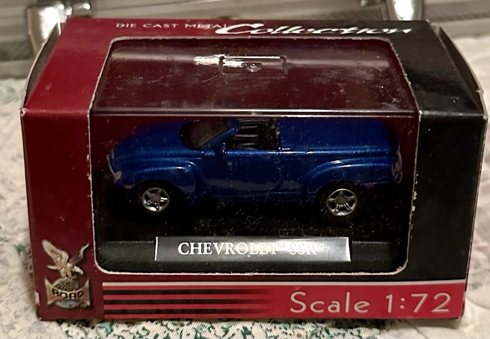 YAT MING ROAD ПОДПИСЬ CHEVROLET SSR 1/72 МАСШТАБ синий - Изображение 1 из 1