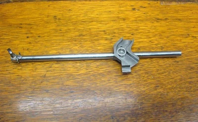 Singer 127, 27 Needle Bar w/ Roller Clamp Cam , Needle Clamp & Thread Guide - Image 1 of 4