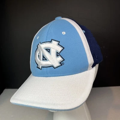NCAA Zephyr North Carolina Tar Heels Mesh Two Tone Zfit M/L  Hat Cap - Image 1 of 4
