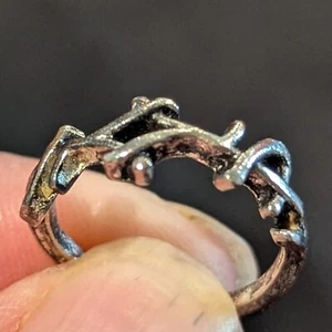 Vintage silberfarben abstrakt brutalistisch Käfig durchbrochen schmal Ring Band Größe 5 - Bild 1 von 4