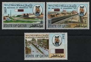 Qatar 1977 - Mi-Nr. 728-730 ** - MNH - Independencia / Independencia - Imagen 1 de 1