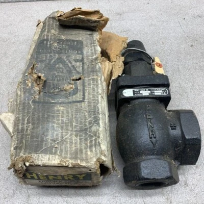 NEW HENRY 1-1/4" F.P.T X 1-1/2" F.P.T AMMONIA ANGLE PRESSURE RELIEF VALVE 590-A - Image 1 of 4