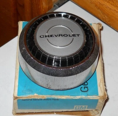 Chevrolet Biscayne 1965 botón de bocina nuevo de lote Foto 1 de 3