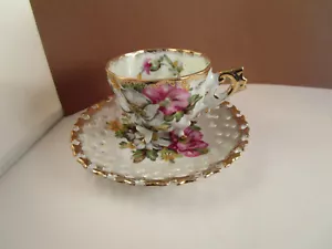Vintage Unmarked Japan 3 Toed Reticulated Tea Cup & Saucer Pink Gold Flowers - Picture 1 of 8