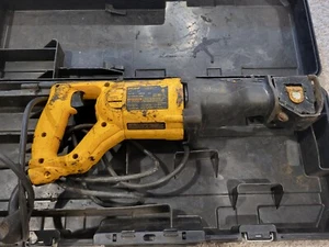 Dewalt Reciprocating Saw DW304P - Picture 1 of 5