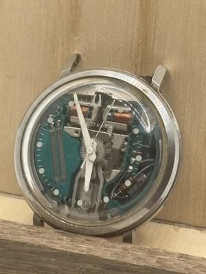 Bulova Accutron Spaceview M6 Vintage 34mm 10KT Gold Filled Bezel - All Original Foto 1 de 2
