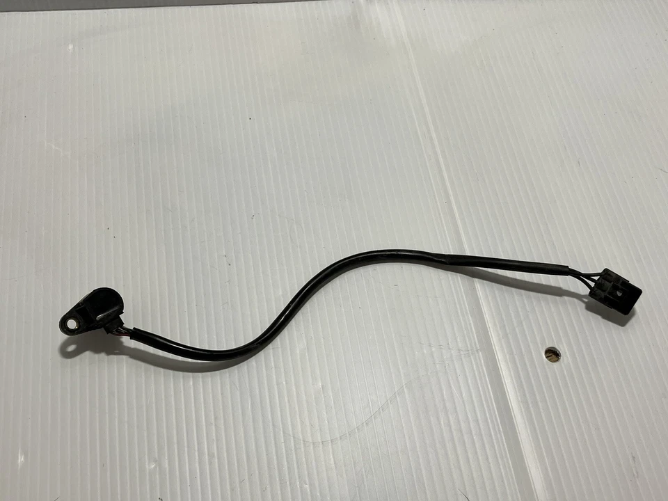 2001 Suzuki Gsxr 1300 Hayabusa Speed Sensor (Oem) - Image 1 of 4