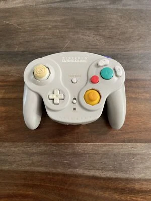 Nintendo Gamecube Wavebird Wireless Controller NO Receiver No Back Works Tested - Image 1 of 4
