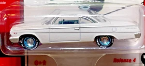 CHASE JOHNNY LIGHTNING 1:64 1962 CHEVROLET BEL AIR METALLIC CHASE WHITE SEALED!! - Picture 1 of 2