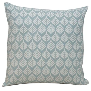 Scandi minimalistisches Blattdruckkissen, Entenei blau. 17x17 Zoll Quadrat. 100 % Baumwolle. - Bild 1 von 1