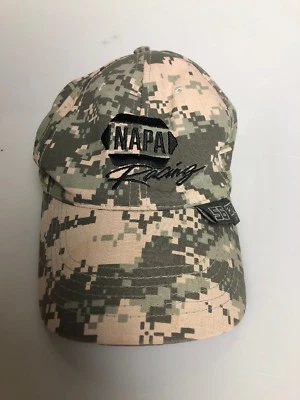 Sombrero de carreras Napa militar ejército camuflaje héroes caídos fondo 56 28 NASCAR Foto 1 de 4