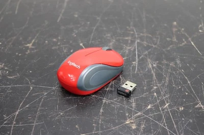 Logitech M187 M-R0040 Red Wireless 1000 DPI Optical Mini Mouse with Receiver - Image 1 of 4