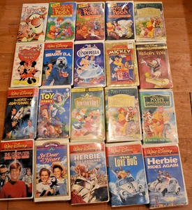 LOT OF 20 - Walt Disney  VHS TAPES ALL CLAMSHELL - Imagen 1 de 11