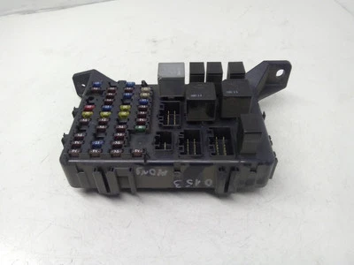 FORD MONDEO III berlina B4Y scatola fusibili 1S7T14A073AE 2.0 benzina 27591162 - Immagine 1 di 4