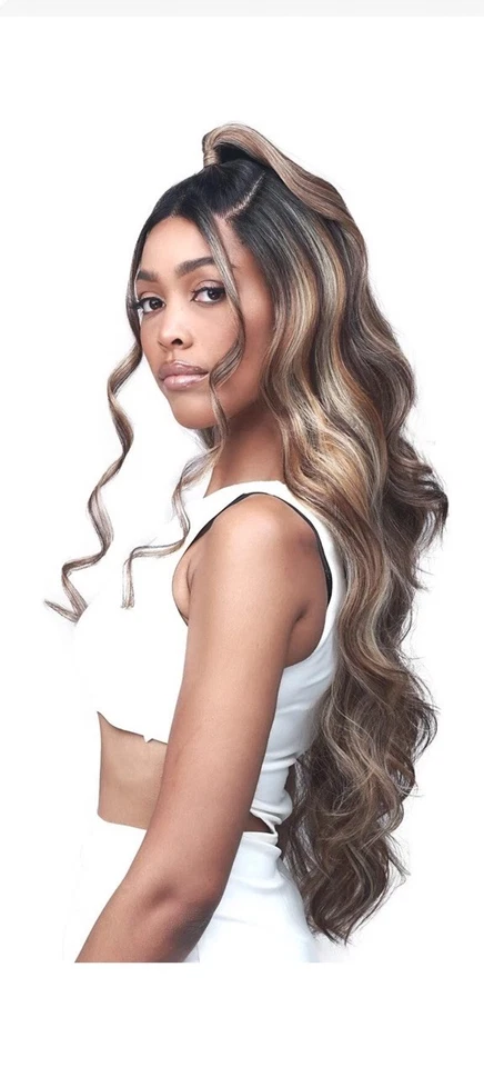 Peluca de cabello sintética de encaje profundo BOBBI BOSS 13X2 larga rizada, pelucas resistentes al calor nueva Foto 1 de 4