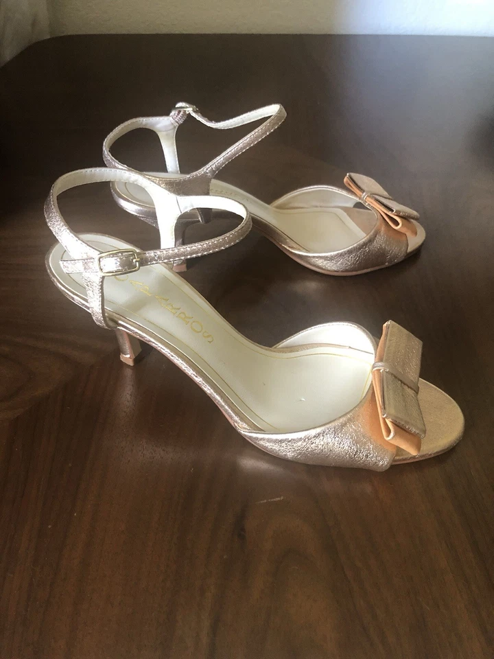 Bonitos Zapatos/Sandalias “Caparros” 8.5 Foto 1 de 4