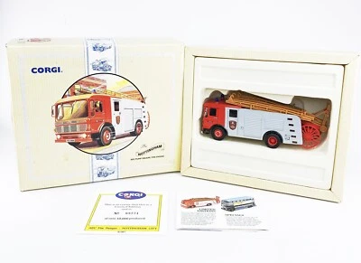 CORGI CLASSICS Pump Escape Fire Engine 1/50 97355 DIECAST Original Packaging - Image 1 of 4