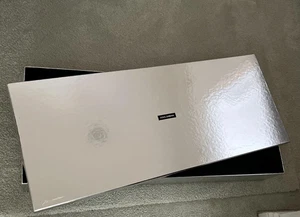 CAJA DOLCE & GABBANA ENORME PLATA REGALO/ALMACENAMIENTO PARA VESTIDO DE NOVIA FORMAL ETC 33.35"L - Imagen 1 de 13