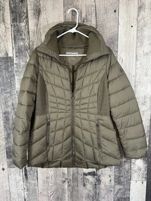 Chaqueta Bernardo para mujer cremallera completa con capucha acolchada verde oliva talla grande Foto 1 de 4