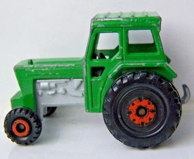 MATCHBOX SUPERFAST, TRACTOR, FARM VEHICLE, DIE CAST MODEL, GREEN, VINTAGE - Image 1 of 4