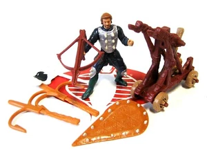 Dragonheart Action Figure Bowen with Spear-Shooting War Wagon Kenner 1995 - Picture 1 of 1