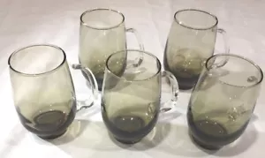 Taza Libbey Smokey Clear con mango en D 5 años 60 jarra de humo vidrio Libby Tempo MCM - Imagen 1 de 11