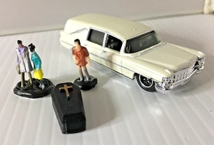 MATCHBOX White Metallic Cadillac Hearse, Coffin & Mourners,Diorama,Man Cave Exc! - Picture 1 of 11