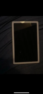 Samsung Galaxy Tab A7 SM-T500 32GB, Wi-Fi, 10,4 Zoll, Grau, EasyAcc Stand - Bild 1 von 2